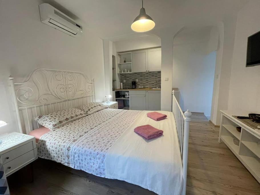 Studio Apartman Barbeta Grebaštica Esterno foto
